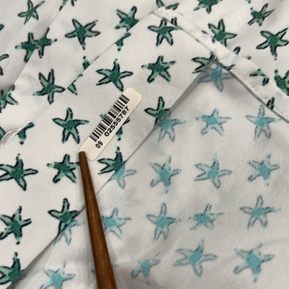 Bonobos | Tech Performance Button-Up Shirt | White‎ & Green Starfish | Medium - Picture 10 of 12